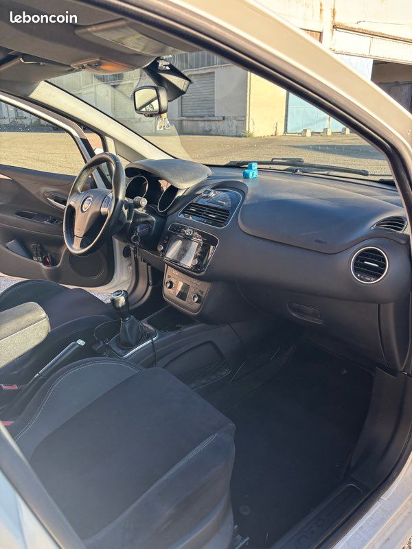 Fiat punto evo (image 13)