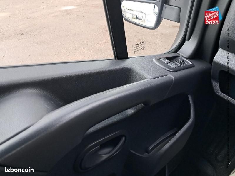 Renault Master Fg F3300 L2H2 2.3 Blue dCi 135ch Grand Confort Euro6 (image 19)