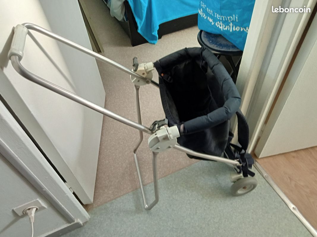 Porte bébé a dos (image 2)