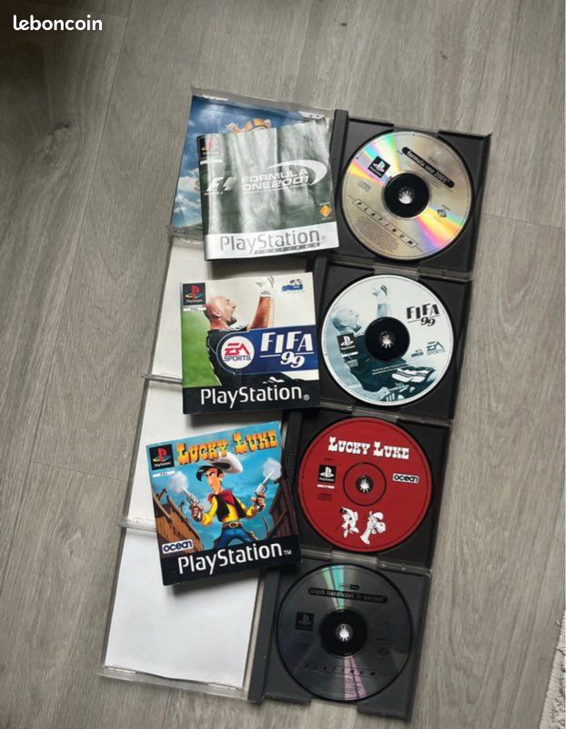 Lot jeux PS1 - Crash Bandicoot Warped, Lucky Luke, FIFA 99… (image 4)