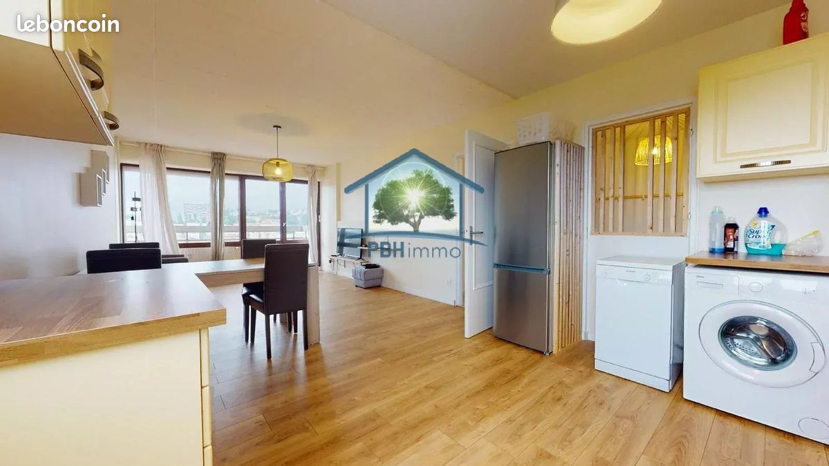 Appartement 5 pièces 103 m² · à Saint-Étienne · 103 m² · 130 000 €