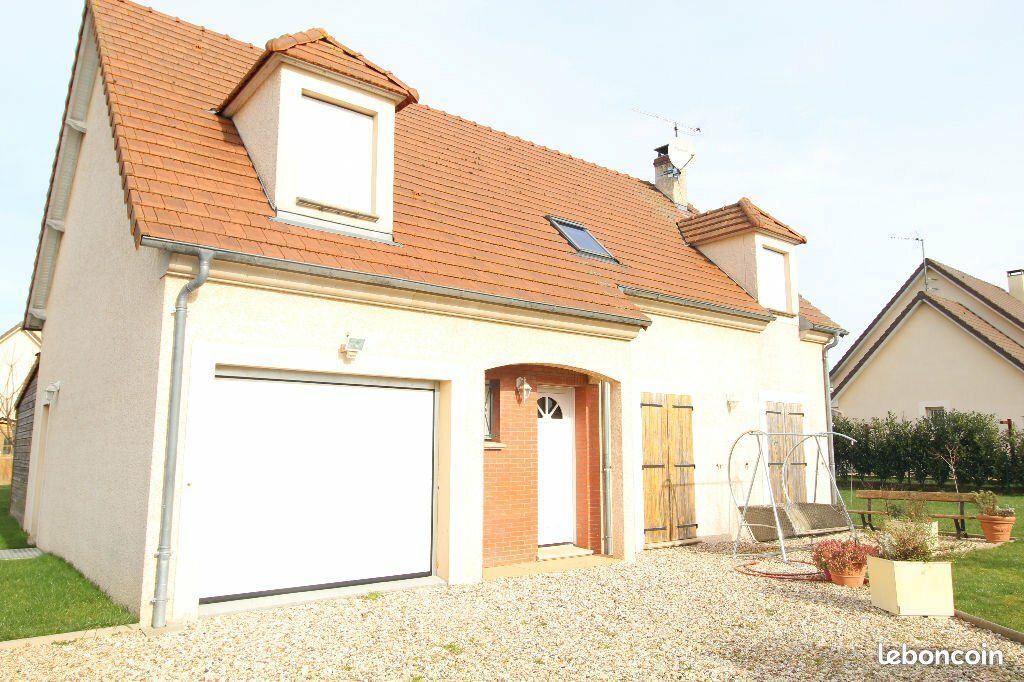 Maison 4 pièces 118 m² · à Courcelles-sur-Seine · 118 m² · 1 290 €/mois