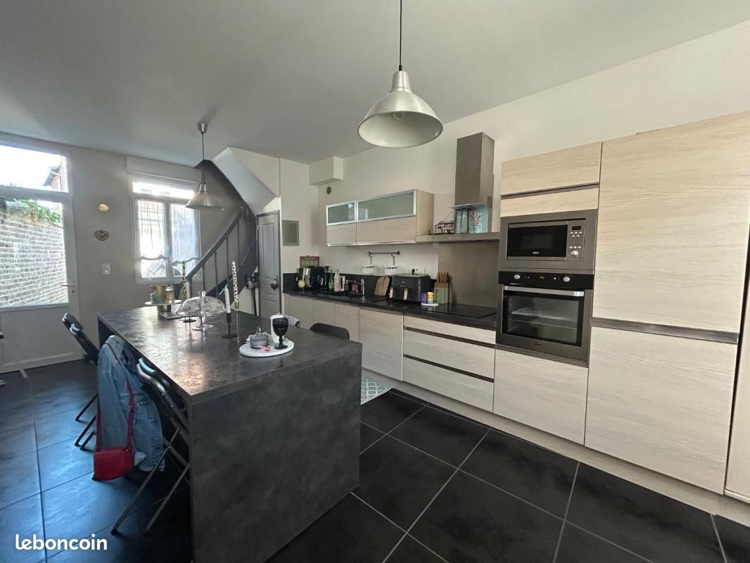 Maison 3 pièces 70 m² · à Amiens · 70 m² · 799 €