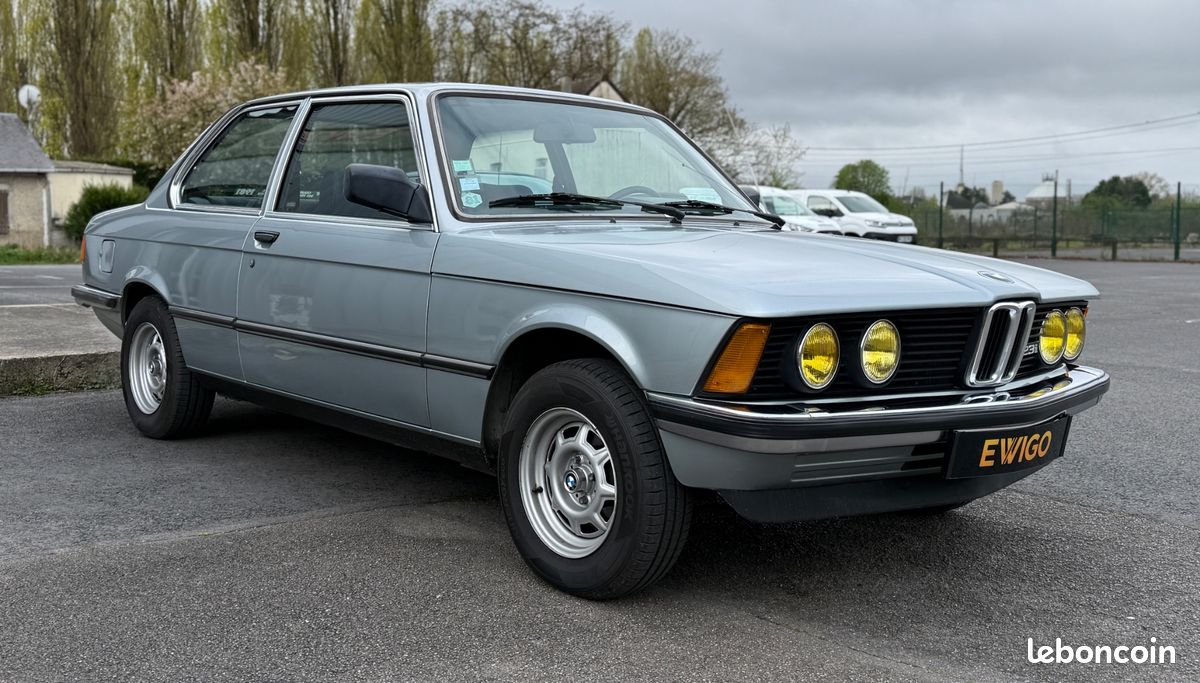 BMW Série 3 e21 323i coupe 143 ch - ENTRETIEN COMPLET - PONT AUTO BLOQUANT - BOITE 5 - SILENCIEUX SUPERSPRINT (image 8)