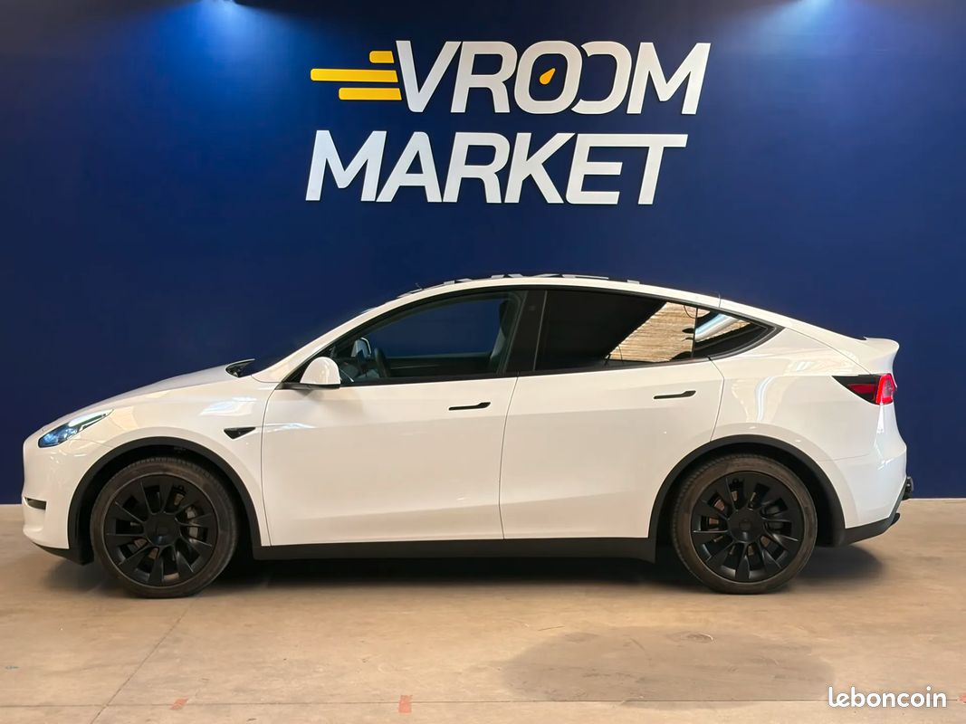 TESLA Model Y Electrique 264 ch Standard - 2022 - 58 500 km - Mode sentinelle - Attelage (image 6)