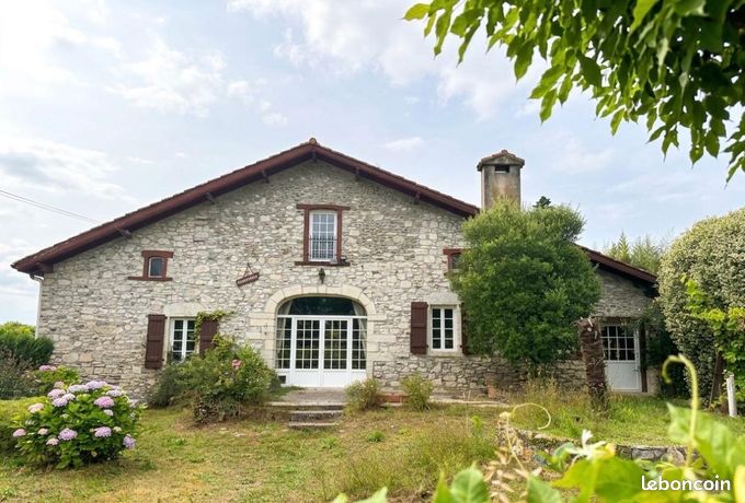 Maison 6 pièces 195 m²