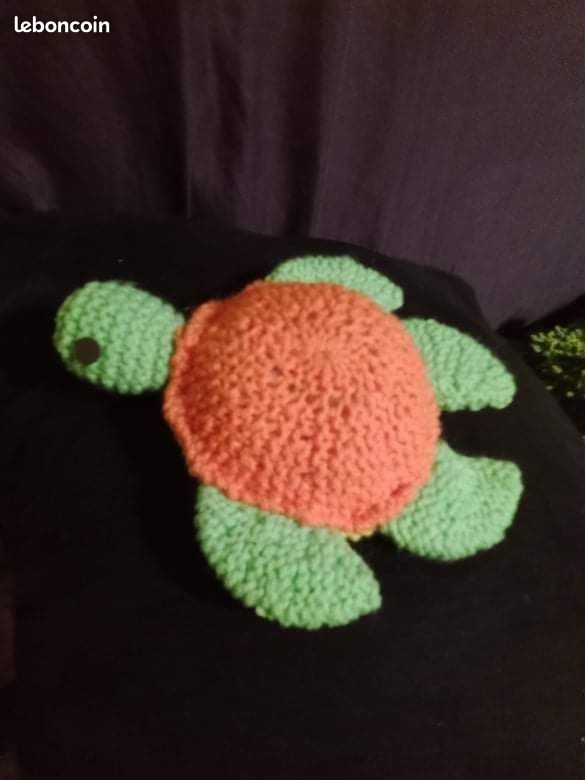 Tortue au tricot fait main (image 1)