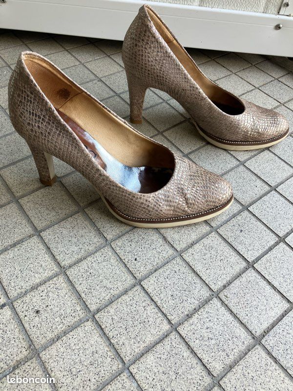 Chaussures femme escarpins (image 2)