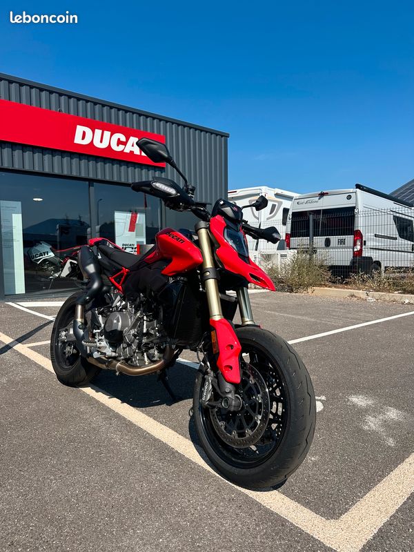Ducati Hypermotard v2 (image 1)