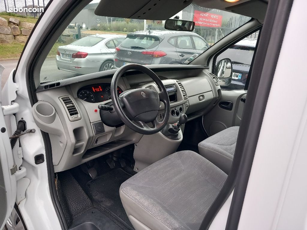 Renault Trafic L1H1 1000 kg - 2.0 dCi 90 Privilège (image 8)