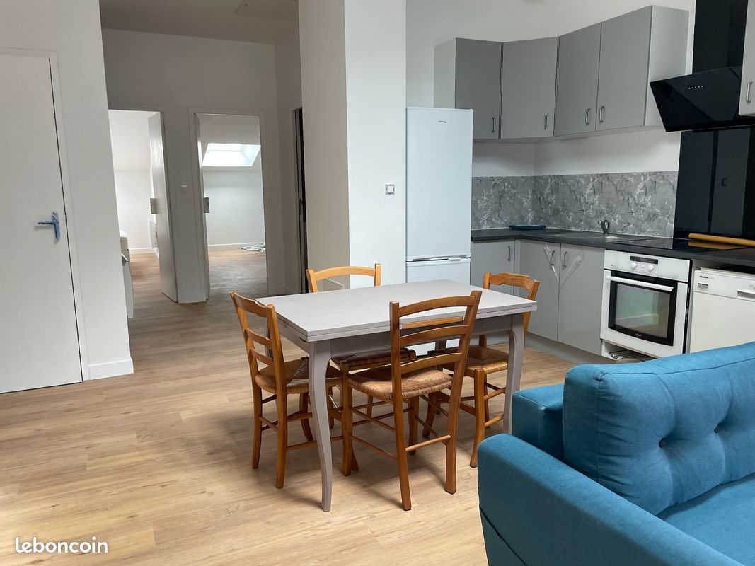 Appartement 3 pièces 54 m² · à Chinon · 54 m² · 700 €