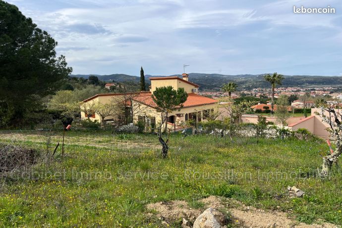 Terrain 941 m² Céret