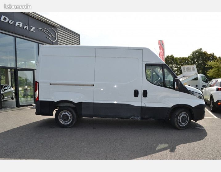 Iveco DAILY 35S FG 35S14SV12 HI-MATIC (image 3)