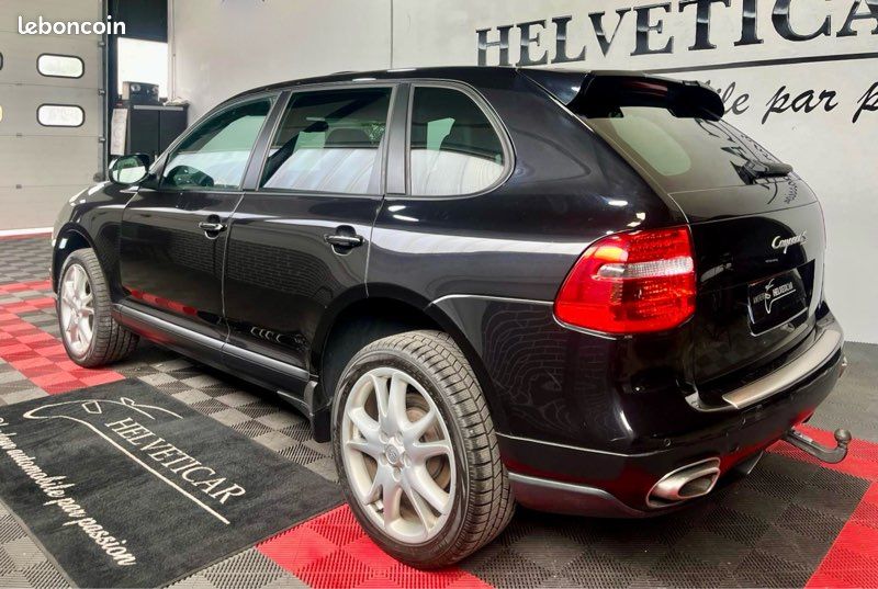 Porsche Cayenne S 4.8 V8 385 ch Tiptronic S – PASM – Toit ouvrant - attelage amovible – 135 000 km - Garantir (image 7)