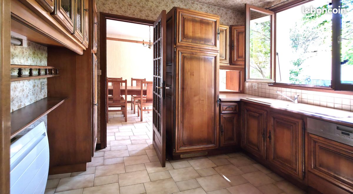 Vente / Virieu-le-Grand / Maison 170m² avec dépendances / 6p / 4ch / Garage double / Terrain 4777m² (image 7)