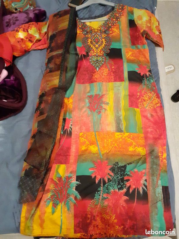 Indian Pakistani suit (image 9)