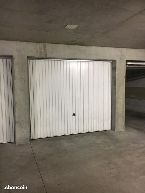 Location garage très proche de la gare (image 2)