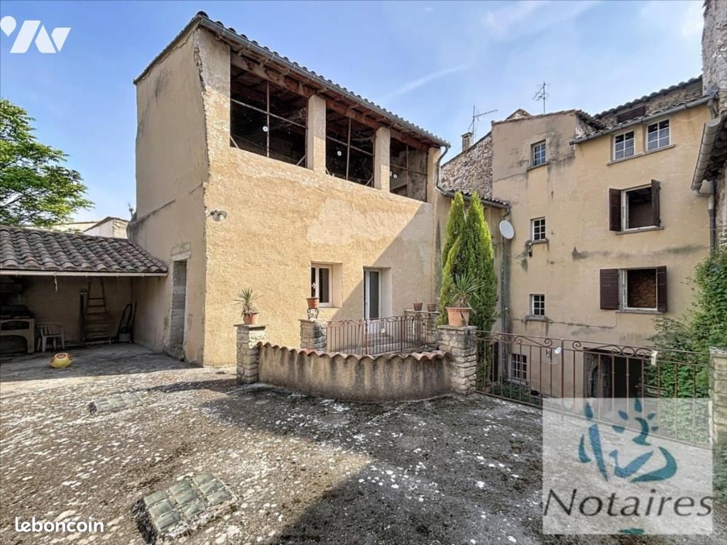 Maison 20 pièces 377 m² · à Mazan · 377 m² · 297 000 €