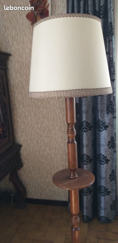Lampe sur pied (image 2)