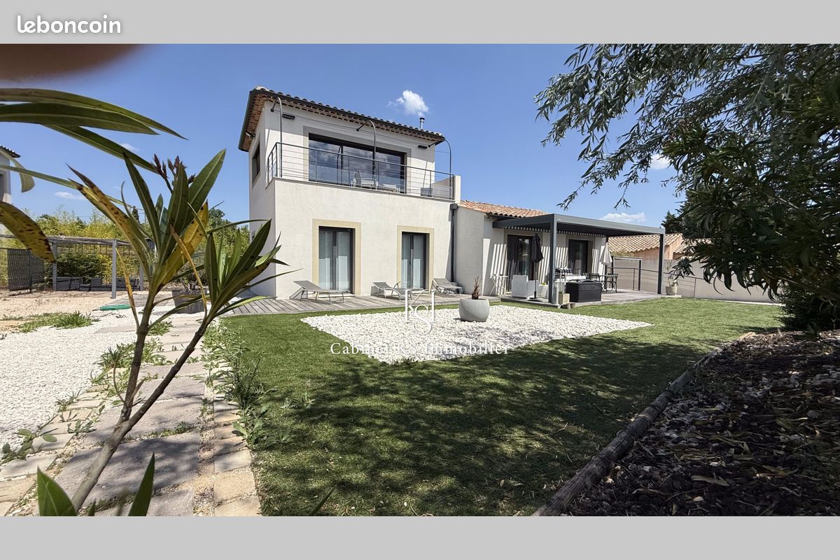 Maison 6 pièces 146 m² · à Saint-Maximin-la-Sainte-Baume · 146 m² · 525 000 €