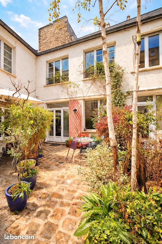Appartement 6 pièces 148 m² · à Paris · 148 m² · 1 350 000 €