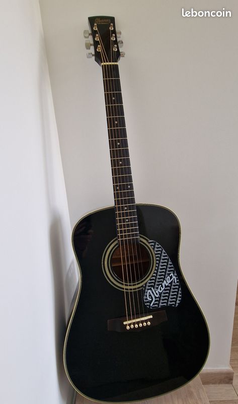 Superbe guitare acoustique noire Ibanez (image 1)