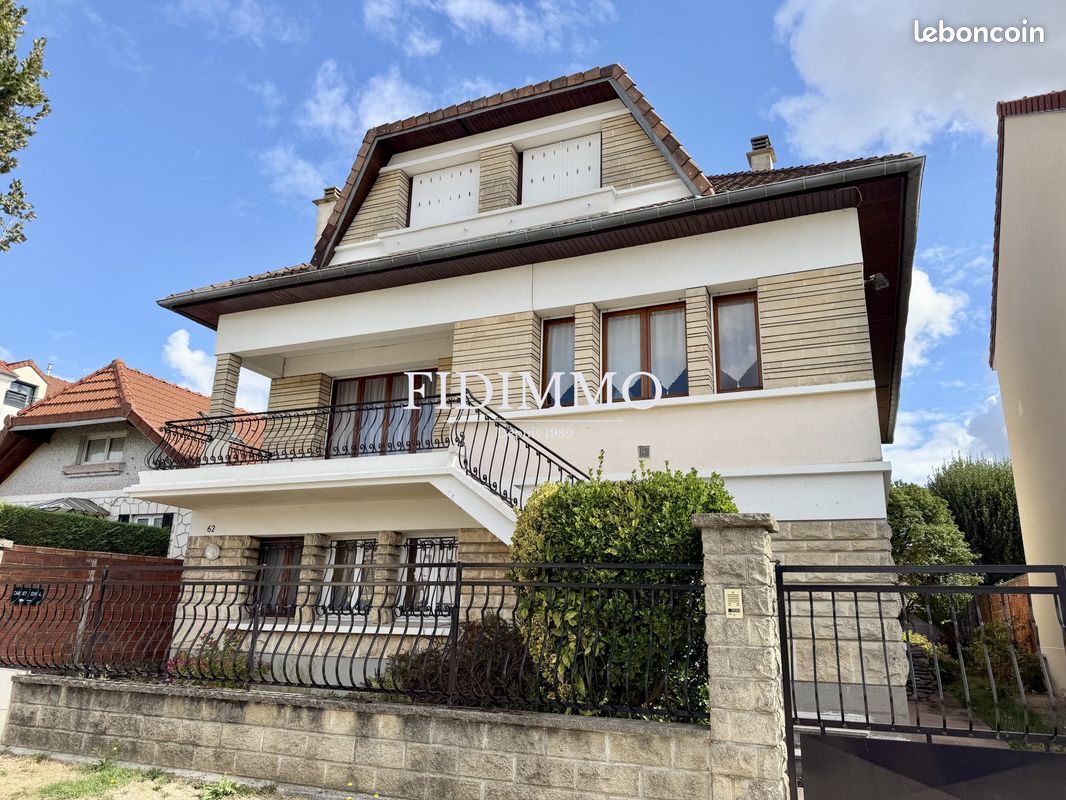 Maison 6 pièces 232 m² · à Ormesson-sur-Marne · 232 m² · 465 000 €