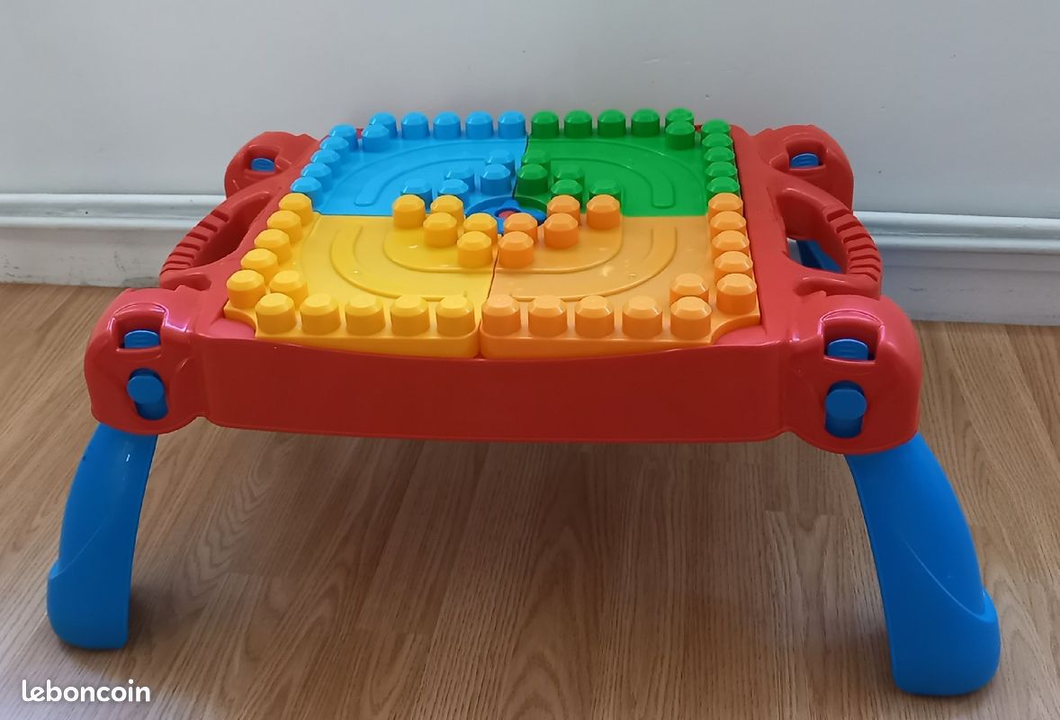Table Méga Blocks (image 1)