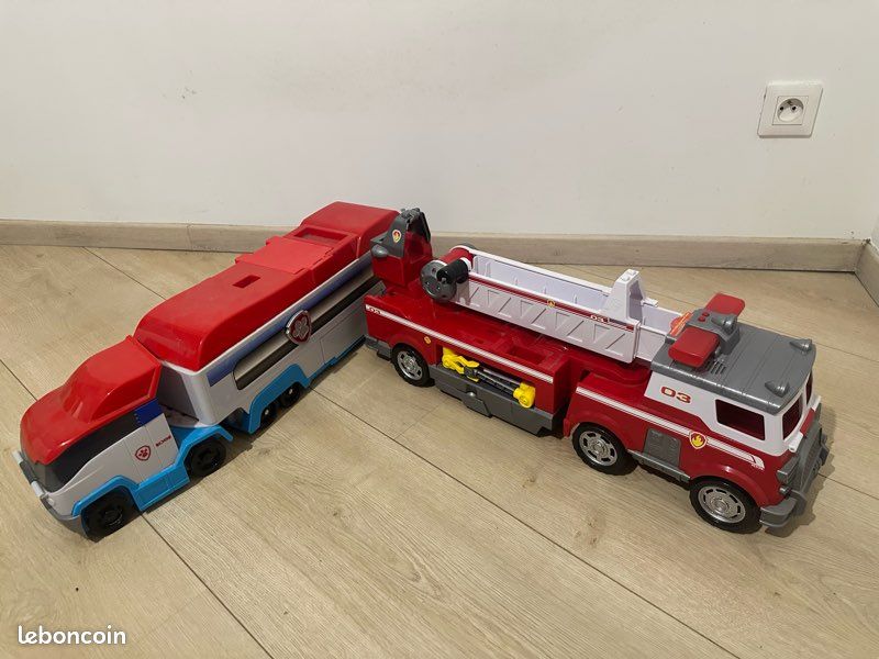 Lot de 2 camion paw patrol (image 1)