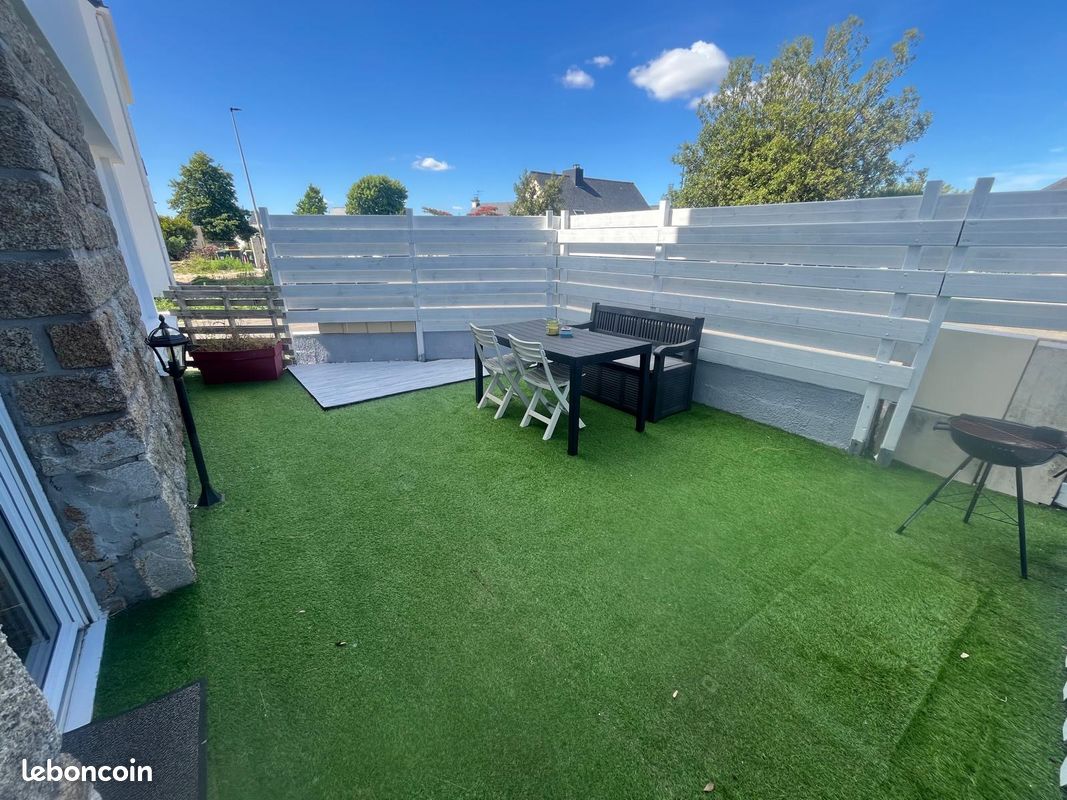 T2 lumineux avec grande terrasse privative – Parking privé – Ploemeur (image 10)