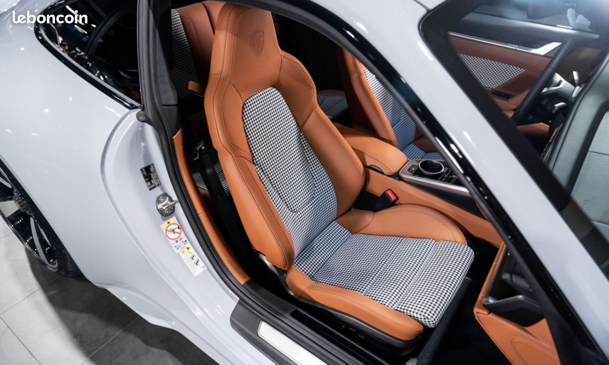 Porsche 911 TYPE 992 Sport Classic 3.7 550 – 1°MAIN Française Malus Payé / Burmester / Cam. 360° / TVA LOA / 2933E/Mois (image 12)