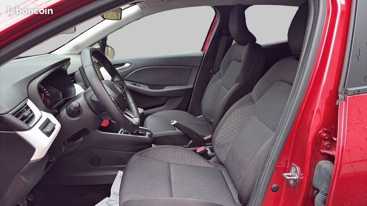Renault clio blue dci 100 21n limited (image 12)