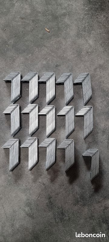 Lot de 148 coulisseaux métalliques galvanisées – Neuf (image 3)