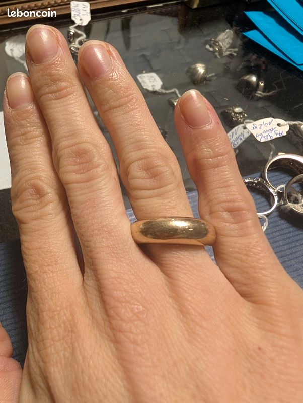 Bague En Argent Avec Poinçon - Occasion, Bijou Vintage à Vérifier