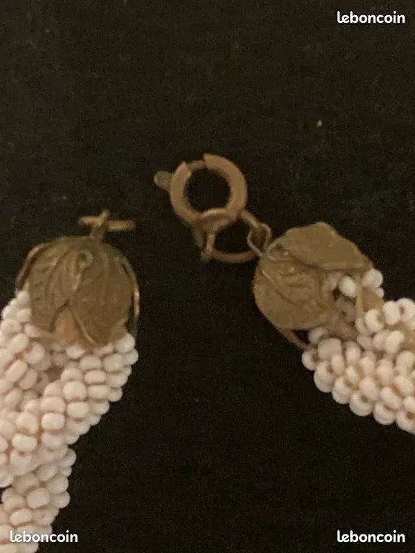 Collier et boucles d’oreilles assorties (image 2)