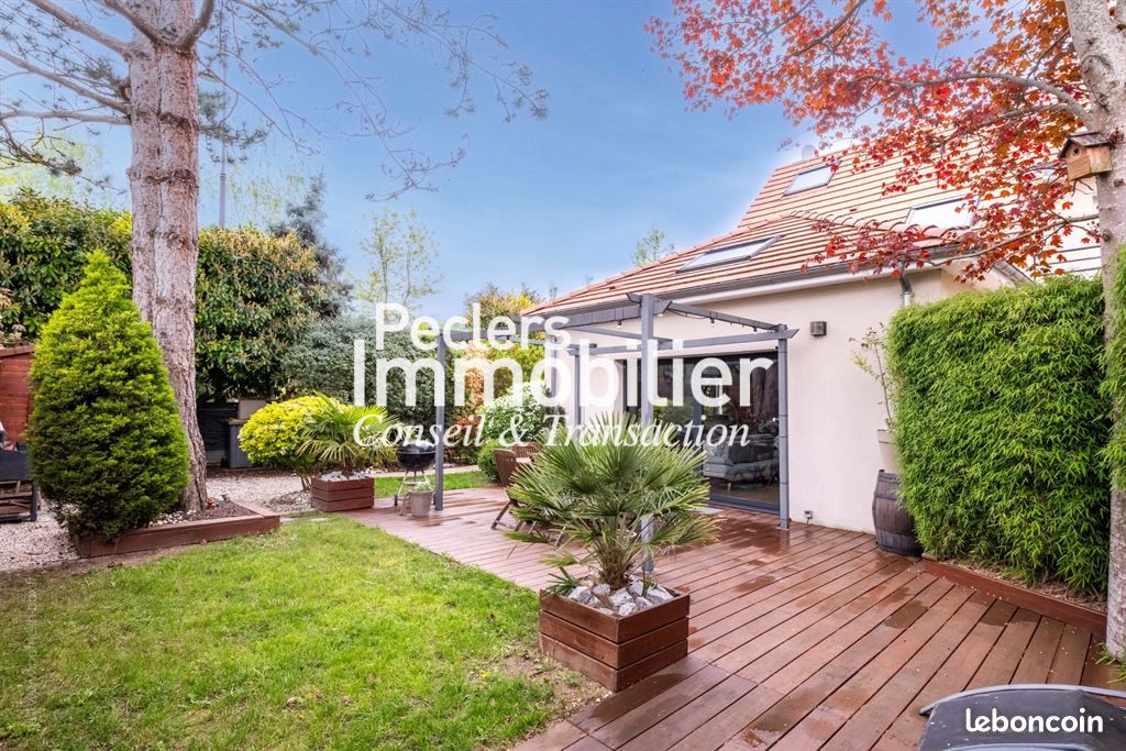 Maison 7 pièces 144 m² · à Rueil-Malmaison · 144 m² · 1 050 000 €