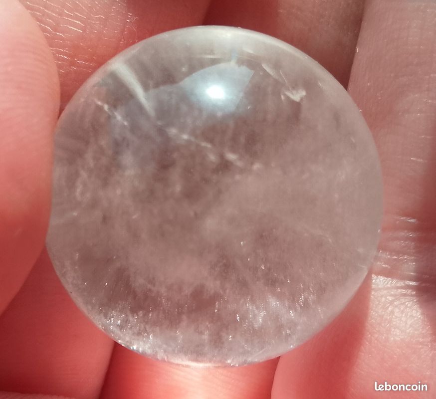 17.2gr 23.1mm sphère (boule) en cristal de roche de Madagascar pierre naturelle sculptée (image 7)