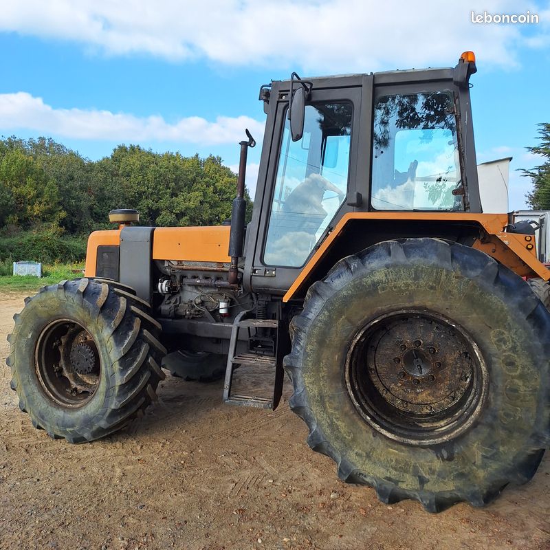 Tracteur Renault 120-54 TZ 4 Roues Motrices - Modèle Réduit 1/32 Par Replicagri - Parfait Pour Collectionneurs