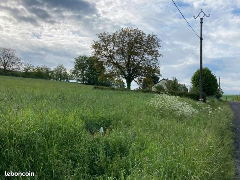 Terrain 820 m² · à Noyant-de-Touraine · 54 000 €
