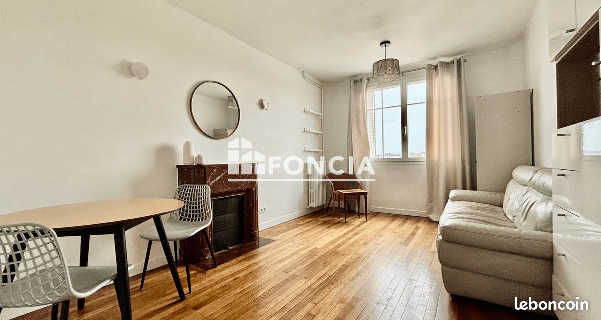 Appartement 2 pièces 42 m² · à Versailles · 42 m² · 1 290 €/mois