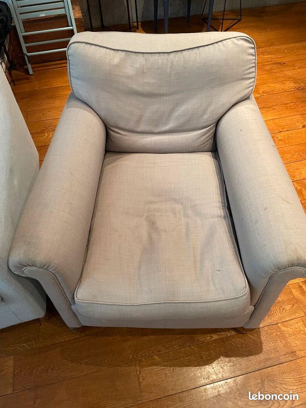 Lot de deux fauteuils club en tissu (image 6)