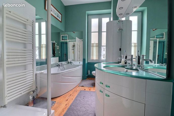 Maison 10 pièces 221 m² — 11