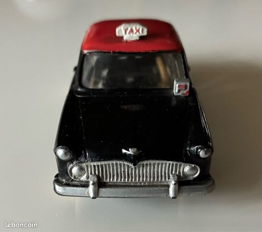 Simca Ariane Taxi Dinky Toys 24 ZT