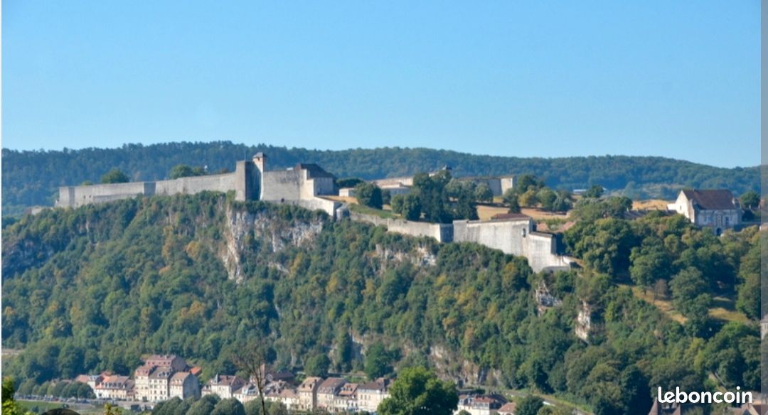 Appartement 4 pièces 57 m² · à Besançon · 57 m² · 735 €