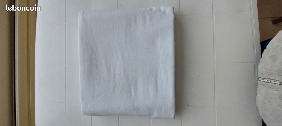Une housse de couette grand format (image 1)