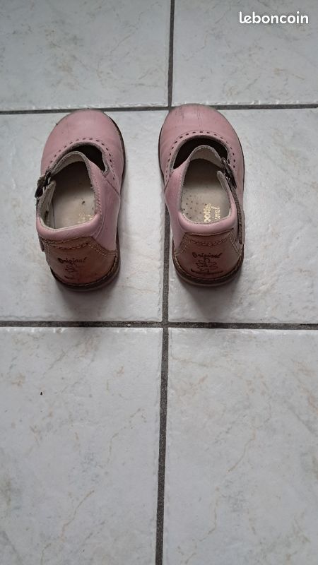 Chaussures Babybotte Fille Pointure 23 (image 3)