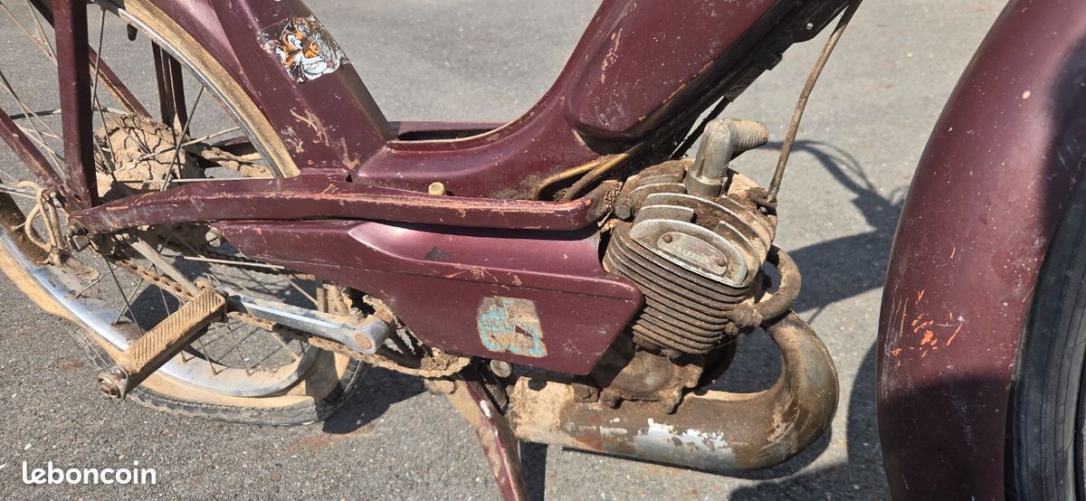 Mobylette motobecane cady sortie de grange complète (image 3)