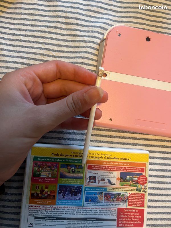 Nintendo 2DS (image 7)