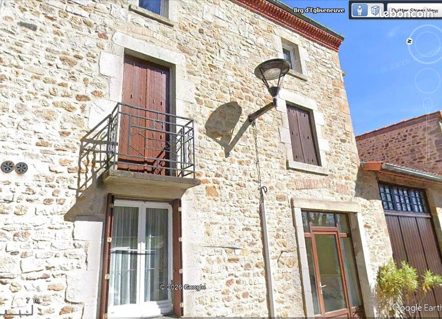 Maison 6 pièces 140 m² · à Égliseneuve-près-Billom · 140 m² · 950 €/mois