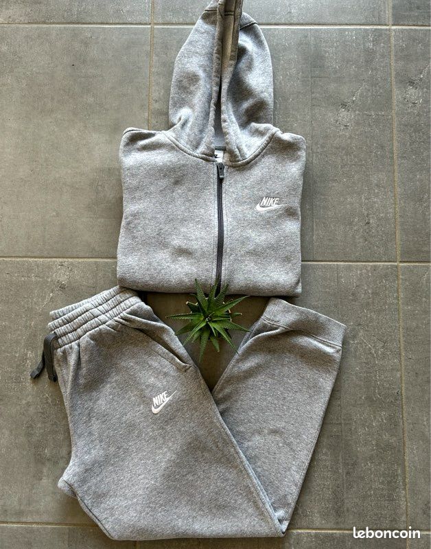 Ensemble Jogging Jogging Nike Gris Noir Nike Sportswear Tech